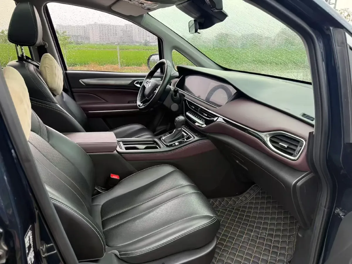2021 GAC Trumpchi M6 1.5T 169HP L4 7DCT,autocango,china used car exporter,china ev exporter,chinese used car exporter,chinese used ev exporter