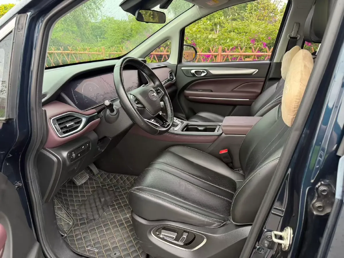 2021 GAC Trumpchi M6 1.5T 169HP L4 7DCT,autocango,china used car exporter,china ev exporter,chinese used car exporter,chinese used ev exporter