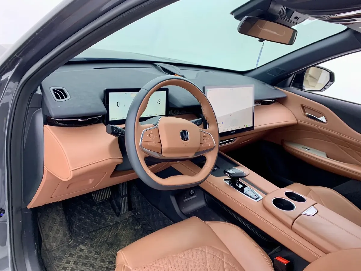 2024 ChangAn UNI-Z 1.5L 98HP L4 E-CVT PHEV 18.4KWH,autocango,china used car exporter,china ev exporter,chinese used car exporter,chinese used ev exporter