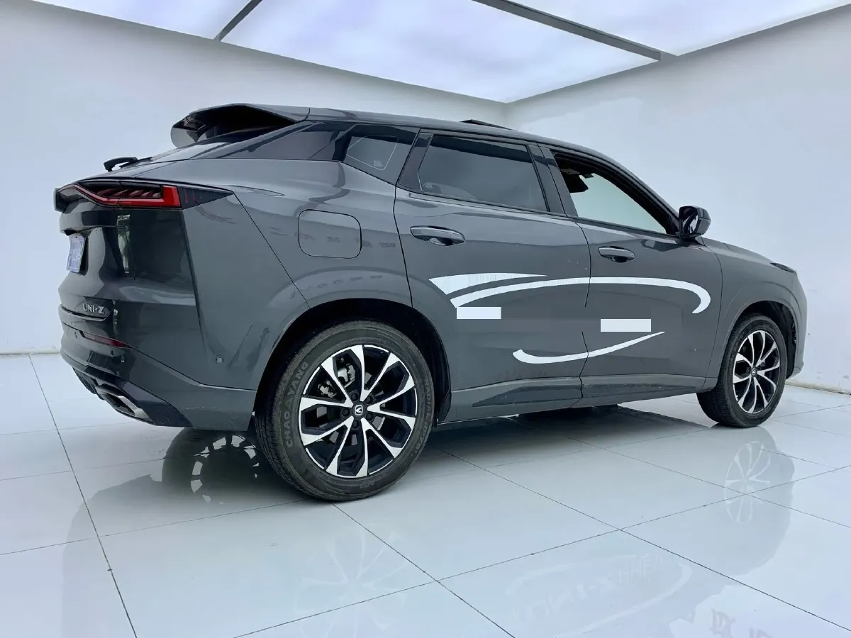 2024 ChangAn UNI-Z 1.5L 98HP L4 E-CVT PHEV 18.4KWH,autocango,china used car exporter,china ev exporter,chinese used car exporter,chinese used ev exporter
