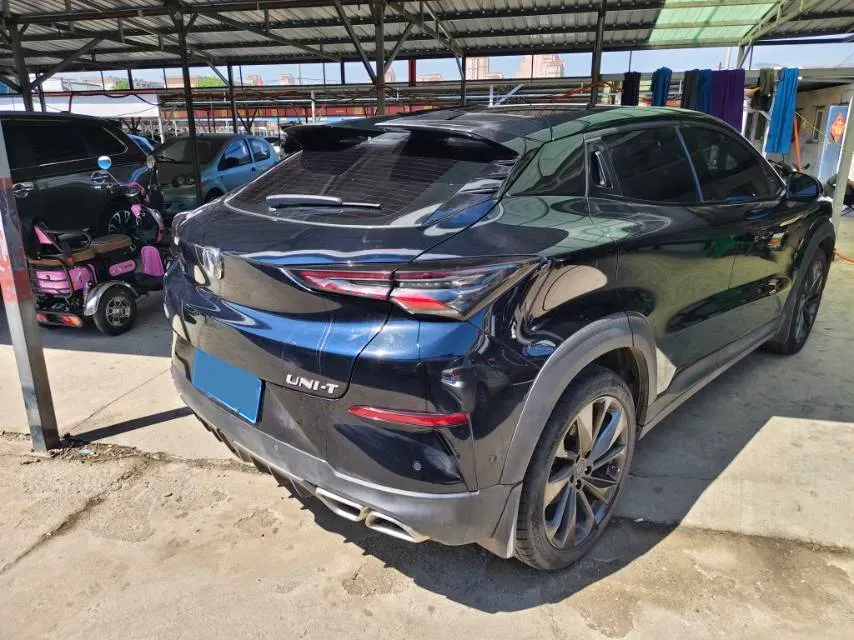 2020 ChangAn UNI-T 1.5T 180HP L4 7DCT,autocango,china used car exporter,china ev exporter,chinese used car exporter,chinese used ev exporter