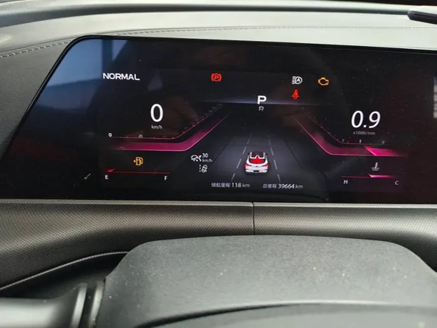 2020 ChangAn UNI-T 1.5T 180HP L4 7DCT,autocango,china used car exporter,china ev exporter,chinese used car exporter,chinese used ev exporter
