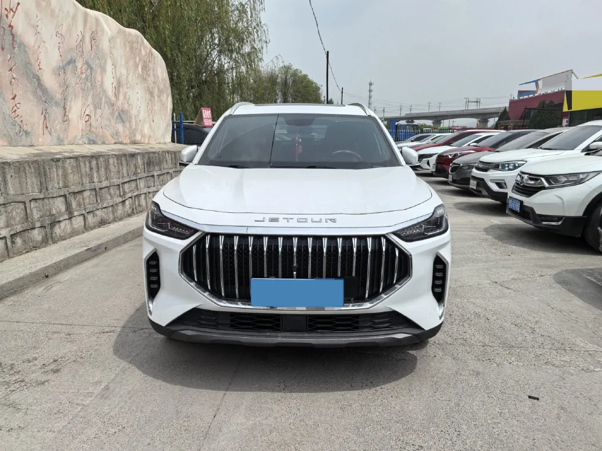 2023 ChangAn Oshan X7 Plus 1.5T 188HP L4 7DCT,autocango,china used car exporter,china ev exporter,chinese used car exporter,chinese used ev exporter