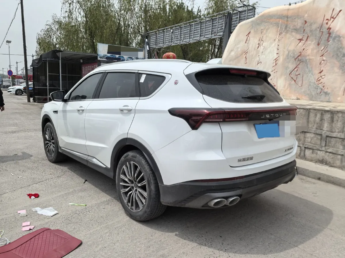2023 ChangAn Oshan X7 Plus 1.5T 188HP L4 7DCT,autocango,china used car exporter,china ev exporter,chinese used car exporter,chinese used ev exporter