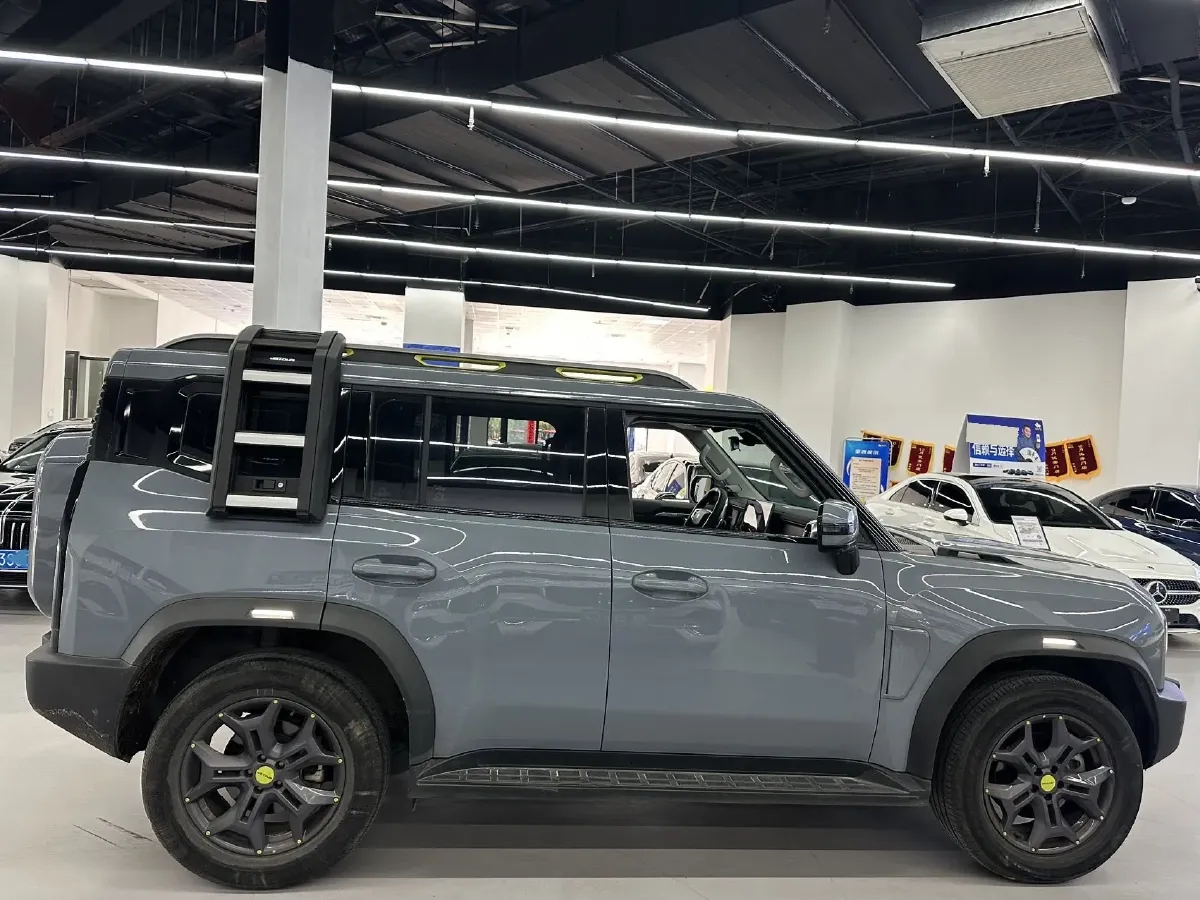 2023 Jetour Traveller 2.0T 254HP L4 7DCT,autocango,china used car exporter,china ev exporter,chinese used car exporter,chinese used ev exporter