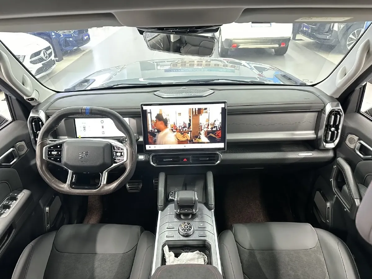 2023 Jetour Traveller 2.0T 254HP L4 7DCT,autocango,china used car exporter,china ev exporter,chinese used car exporter,chinese used ev exporter