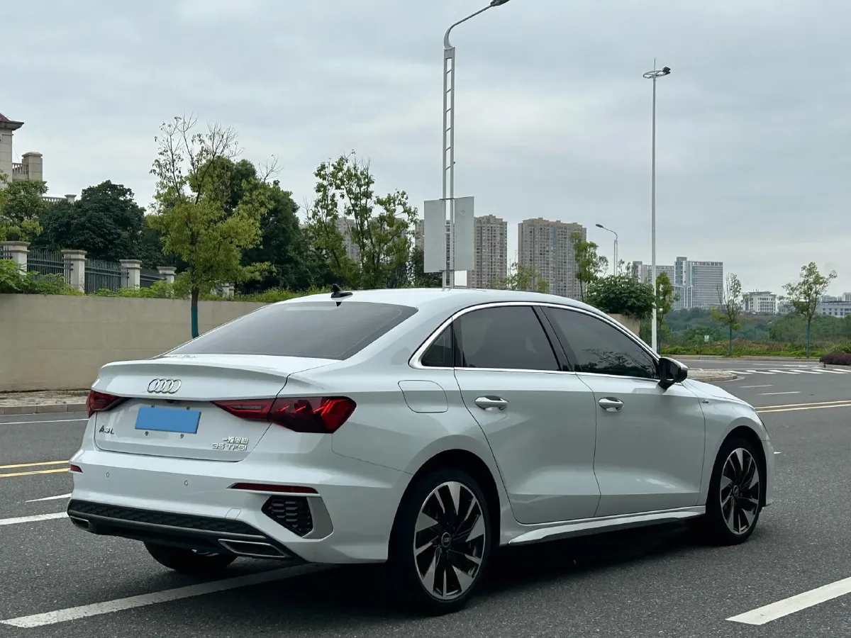 2022 Audi A3 1.4T 150HP L4 7DCT,autocango,china used car exporter,china ev exporter,chinese used car exporter,chinese used ev exporter