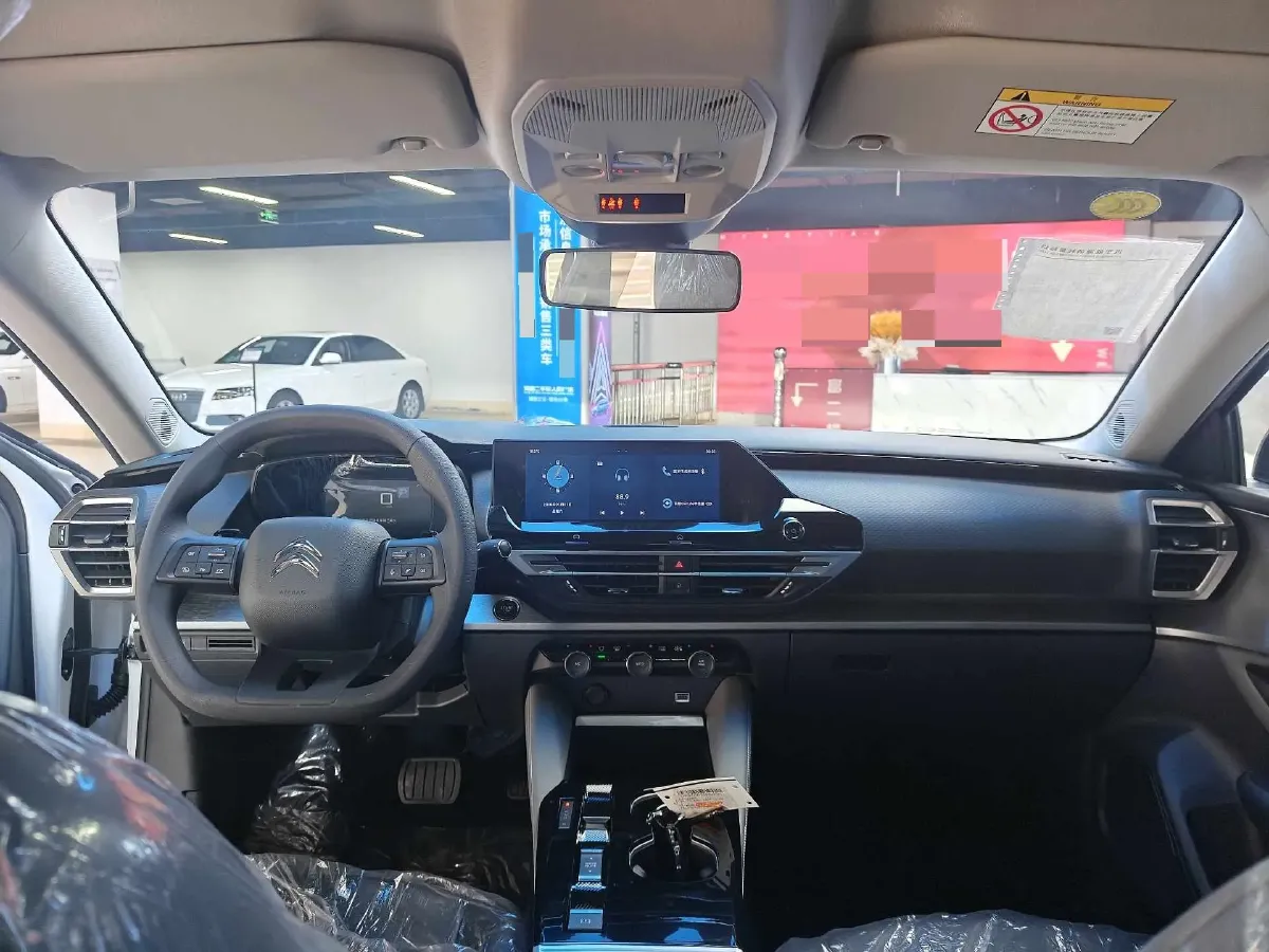 2025 Geely Preface 1.5T 181HP L4 7DCT,autocango,china used car exporter,china ev exporter,chinese used car exporter,chinese used ev exporter