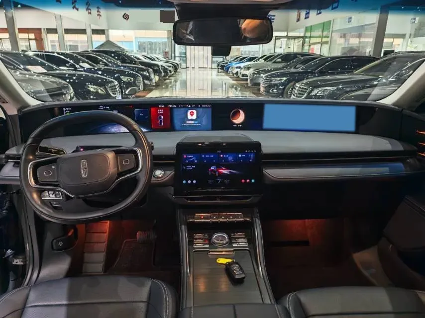 2023 Lincoln Nautilus 2.0T 261HP L4 8AT,autocango,china used car exporter,china ev exporter,chinese used car exporter,chinese used ev exporter