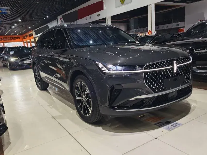 2023 Lincoln Nautilus 2.0T 261HP L4 8AT,autocango,china used car exporter,china ev exporter,chinese used car exporter,chinese used ev exporter