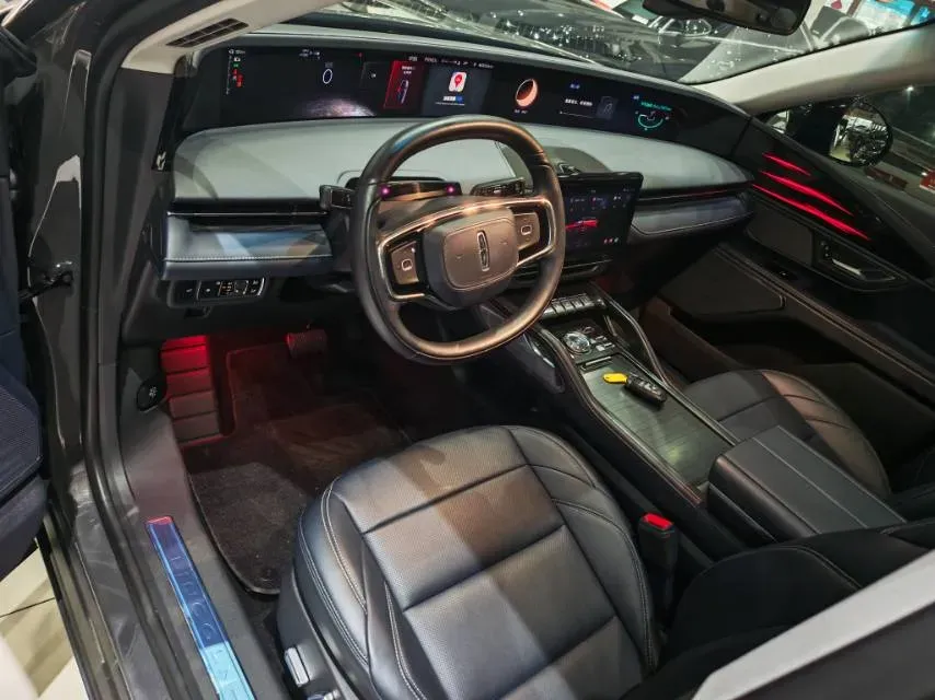 2023 Lincoln Nautilus 2.0T 261HP L4 8AT,autocango,china used car exporter,china ev exporter,chinese used car exporter,chinese used ev exporter