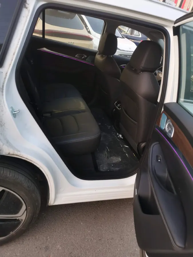 2024 Skyworth HT-i 1.5L 110HP L4 E-CVT PHEV 21.68KWH,autocango,china used car exporter,china ev exporter,chinese used car exporter,chinese used ev exporter