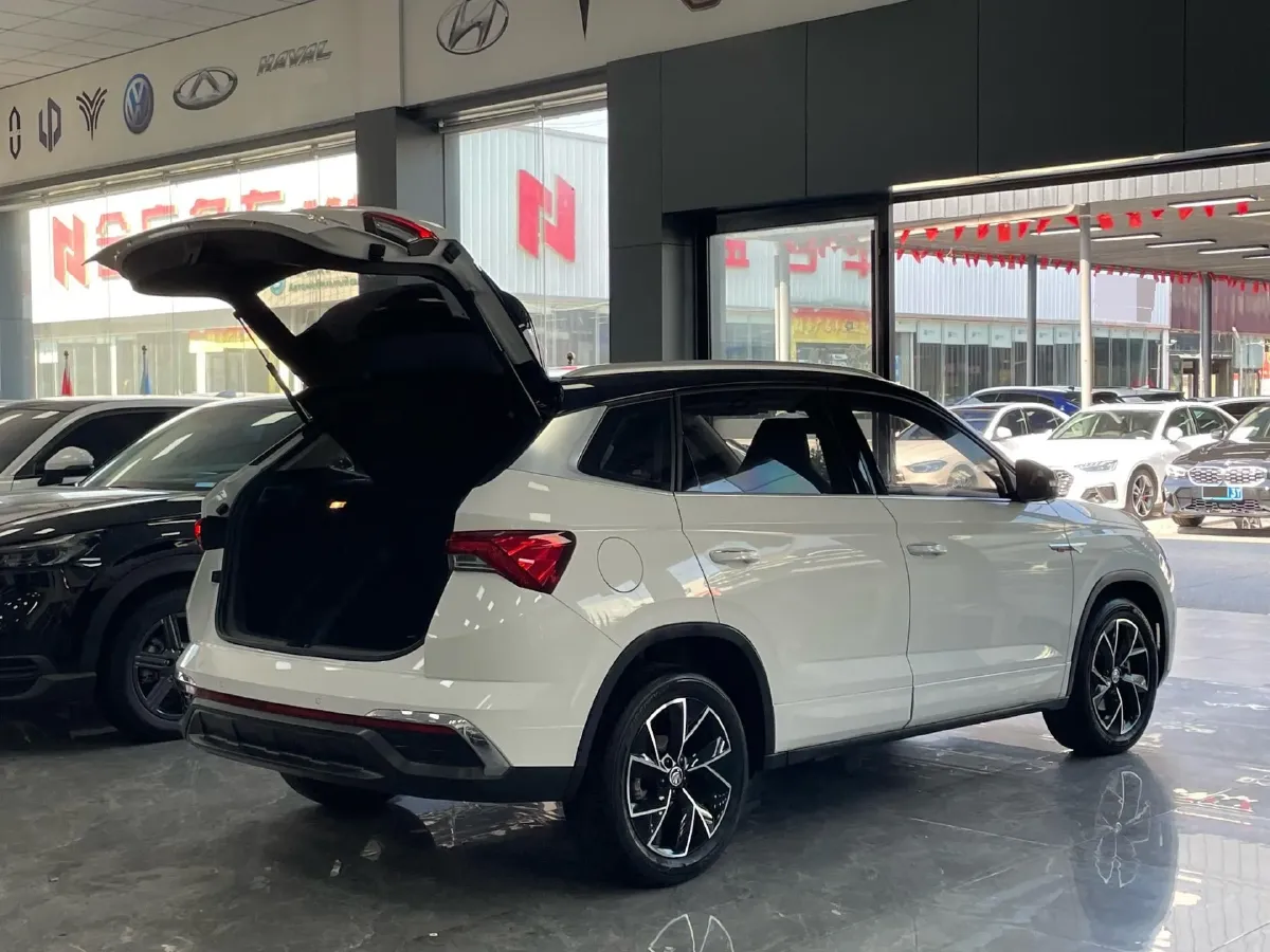 2021 Skoda Kamiq 1.2T 116HP L4 7DCT,autocango,china used car exporter,china ev exporter,chinese used car exporter,chinese used ev exporter