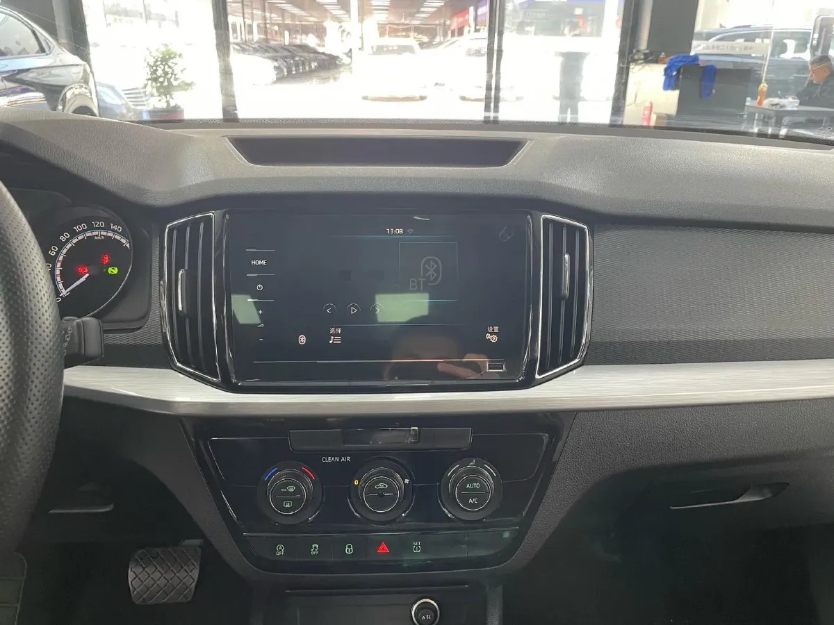 2021 Skoda Kamiq 1.2T 116HP L4 7DCT,autocango,china used car exporter,china ev exporter,chinese used car exporter,chinese used ev exporter