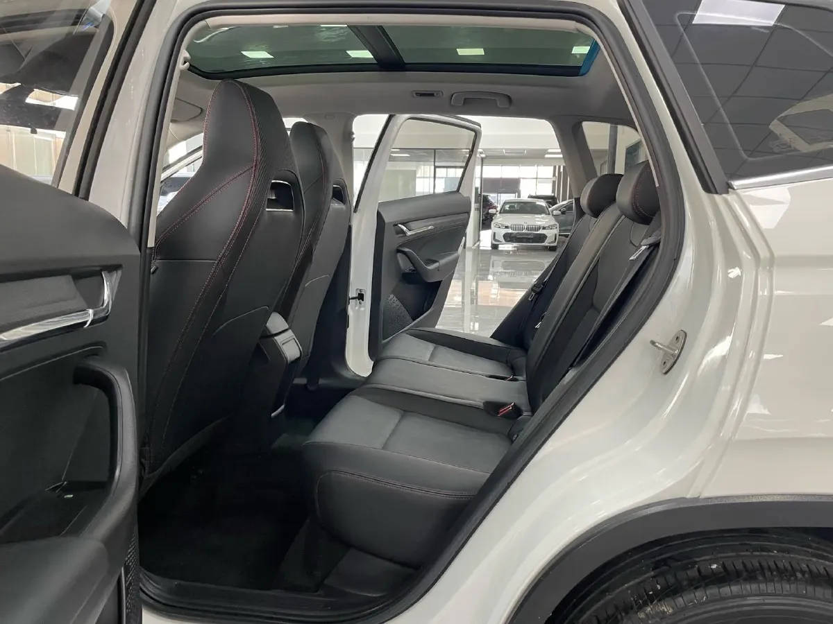 2021 Skoda Kamiq 1.2T 116HP L4 7DCT,autocango,china used car exporter,china ev exporter,chinese used car exporter,chinese used ev exporter