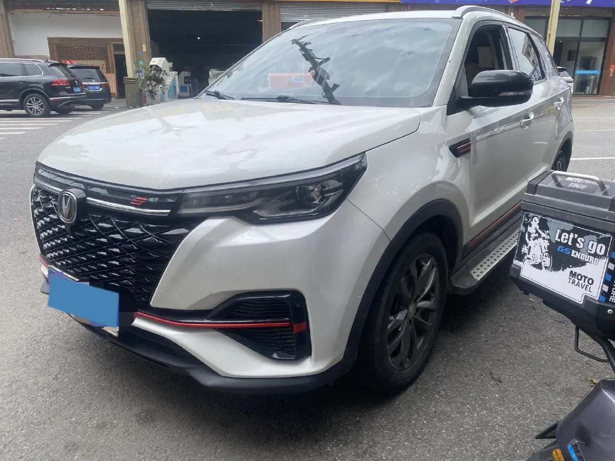 2022 ChangAn CS55 Plus 1.5T 180HP L4 7DCT,autocango,china used car exporter,china ev exporter,chinese used car exporter,chinese used ev exporter