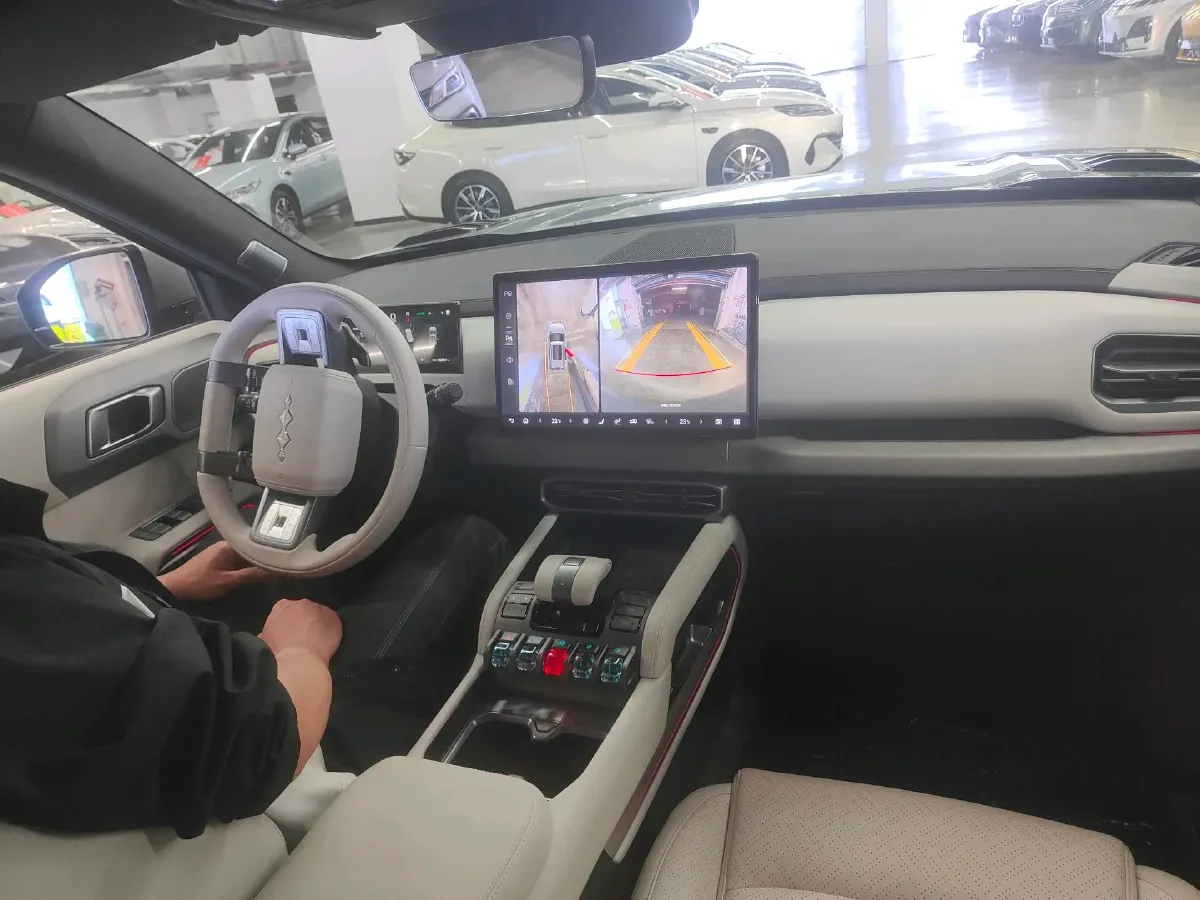 2025 FangChengBao Tai 3 BEV,autocango,china used car exporter,china ev exporter,chinese used car exporter,chinese used ev exporter