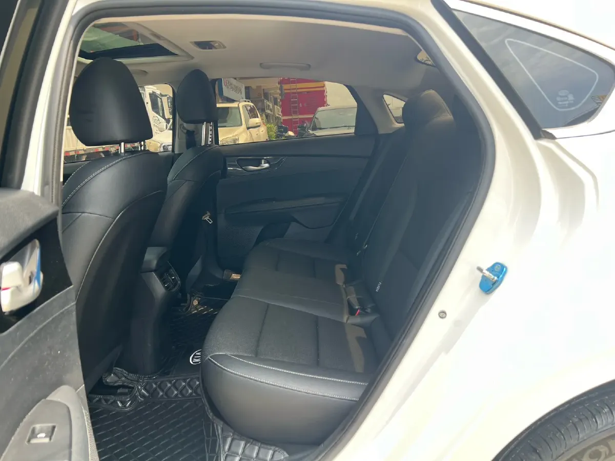 2020 Kia K3 1.5L 115HP L4 CVT,autocango,china used car exporter,china ev exporter,chinese used car exporter,chinese used ev exporter