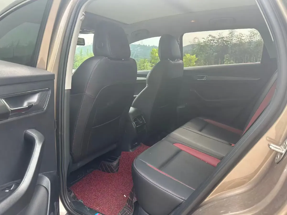 2022 Skoda Karoq 1.4T 150HP L4 7DCT,autocango,china used car exporter,china ev exporter,chinese used car exporter,chinese used ev exporter