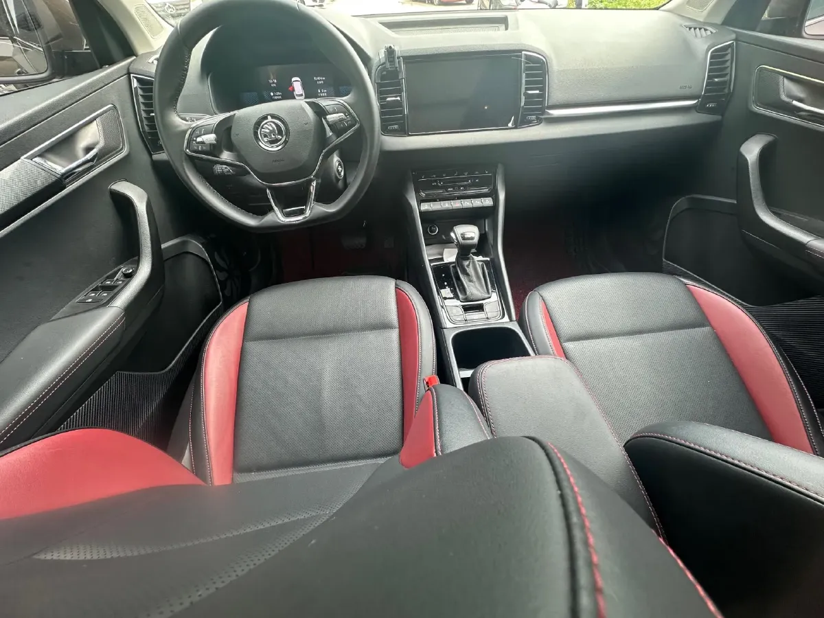 2022 Skoda Karoq 1.4T 150HP L4 7DCT,autocango,china used car exporter,china ev exporter,chinese used car exporter,chinese used ev exporter