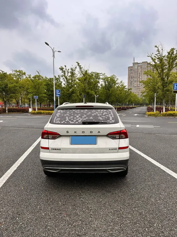 2021 Skoda Kamiq 1.5L 112HP L4 6AT,autocango,china used car exporter,china ev exporter,chinese used car exporter,chinese used ev exporter