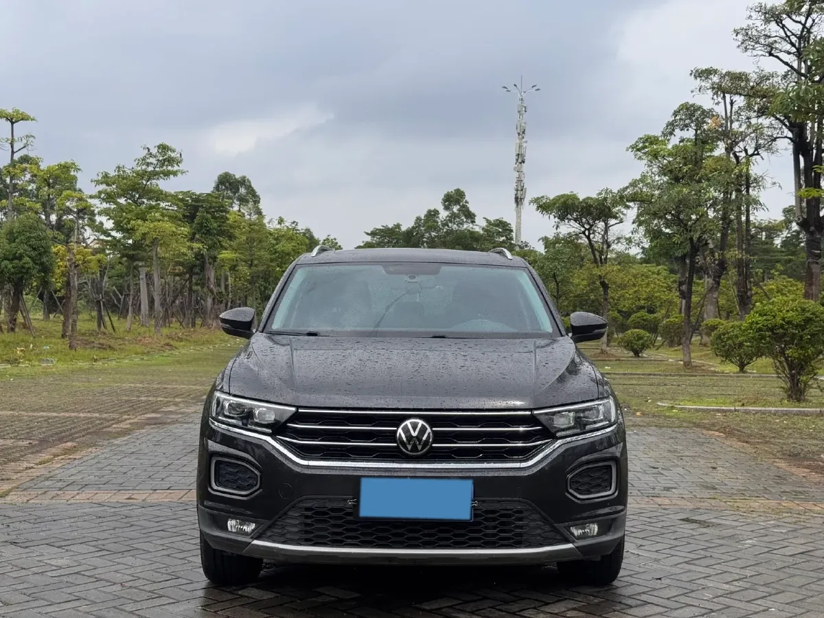 2020 Volkswagen T-Roc 1.4T 150HP L4 7DCT,autocango,china used car exporter,china ev exporter,chinese used car exporter,chinese used ev exporter