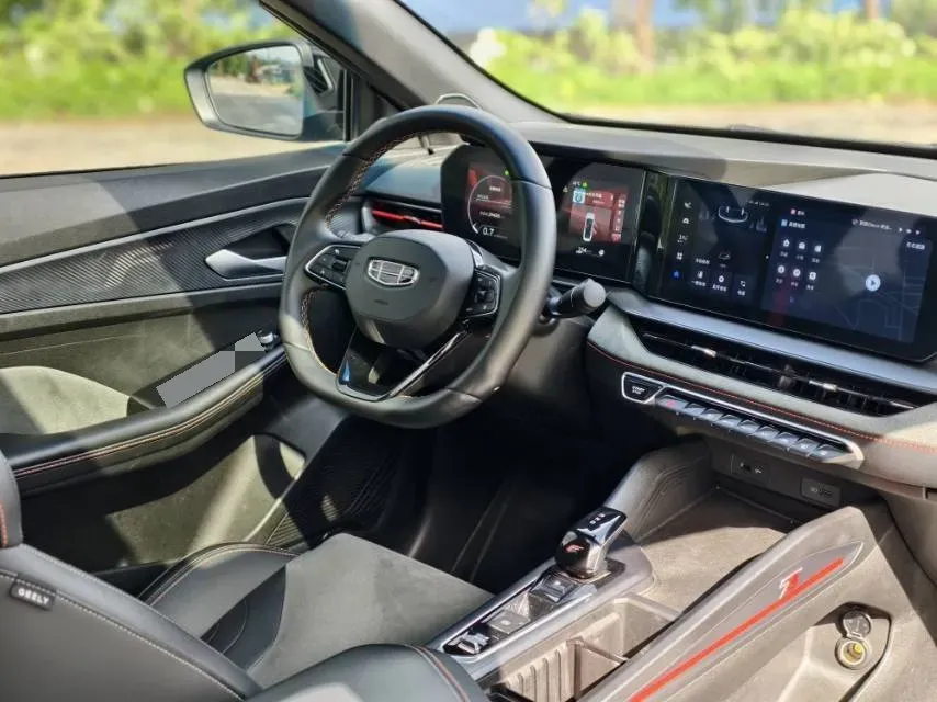 2022 Geely Binray 1.5T 181HP L4 7DCT,autocango,china used car exporter,china ev exporter,chinese used car exporter,chinese used ev exporter
