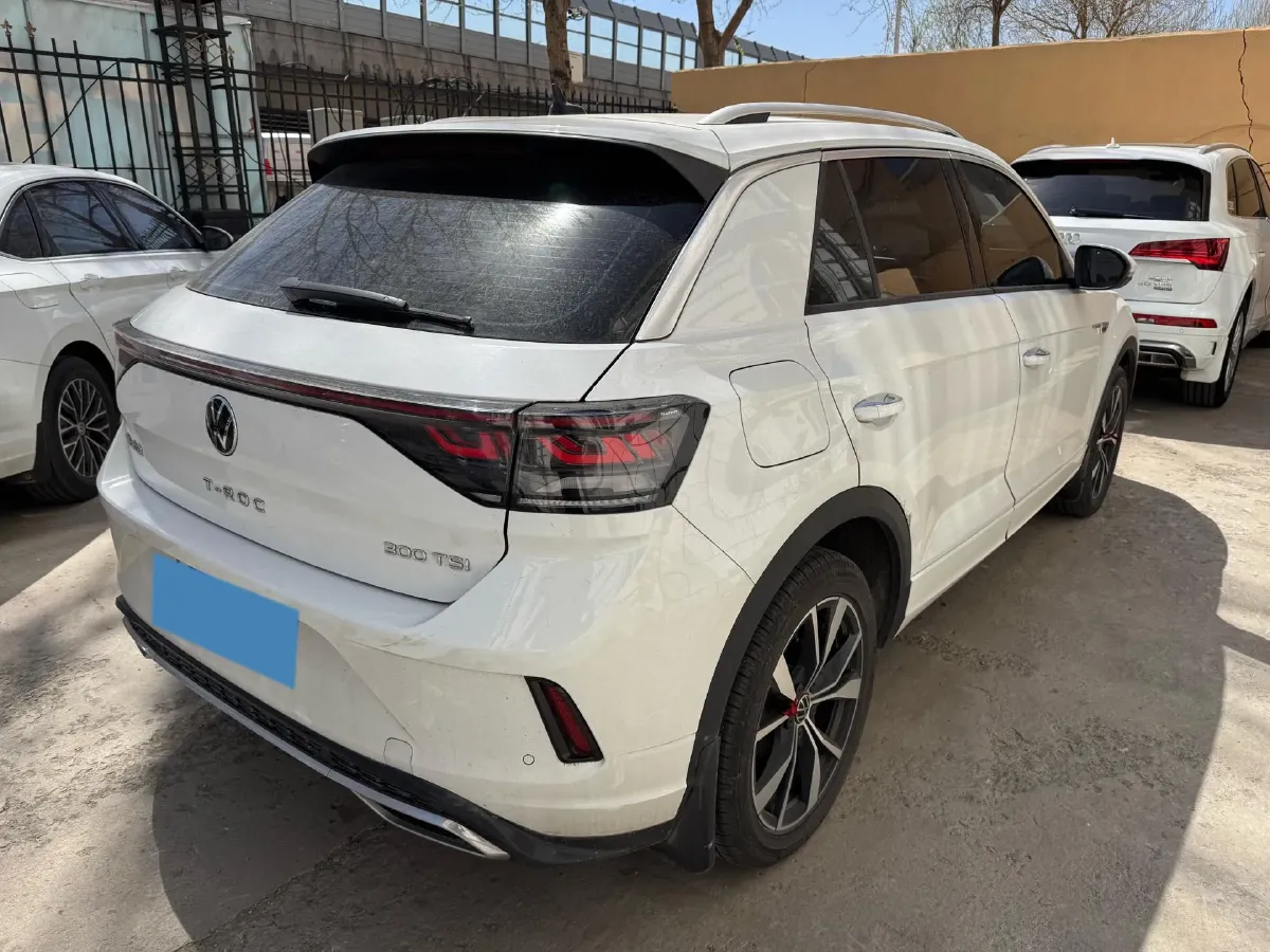 2023 Volkswagen T-Roc 1.5T 160HP L4 7DCT,autocango,china used car exporter,china ev exporter,chinese used car exporter,chinese used ev exporter
