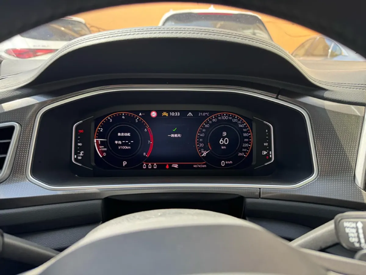 2023 Volkswagen T-Roc 1.5T 160HP L4 7DCT,autocango,china used car exporter,china ev exporter,chinese used car exporter,chinese used ev exporter