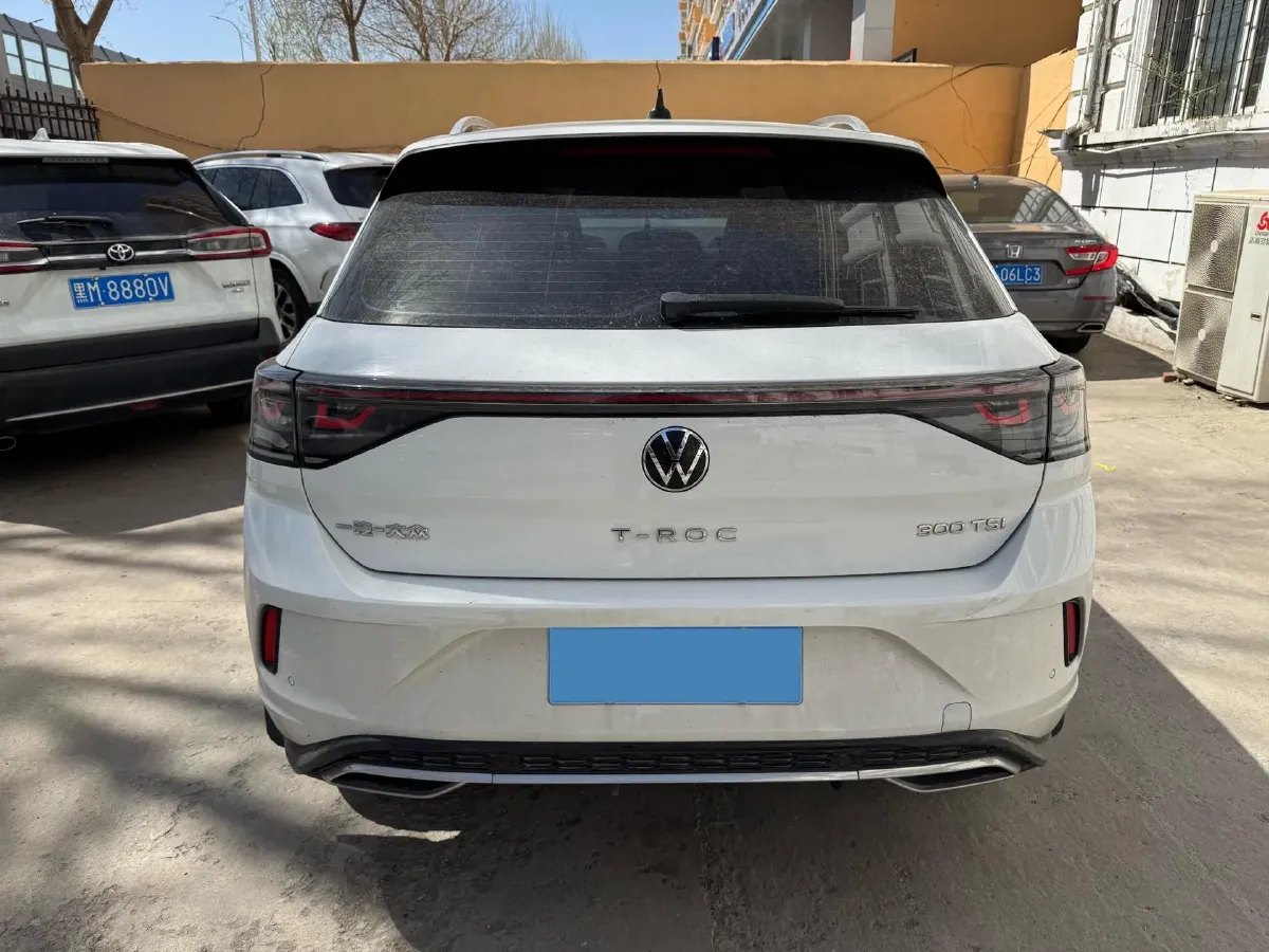 2023 Volkswagen T-Roc 1.5T 160HP L4 7DCT,autocango,china used car exporter,china ev exporter,chinese used car exporter,chinese used ev exporter