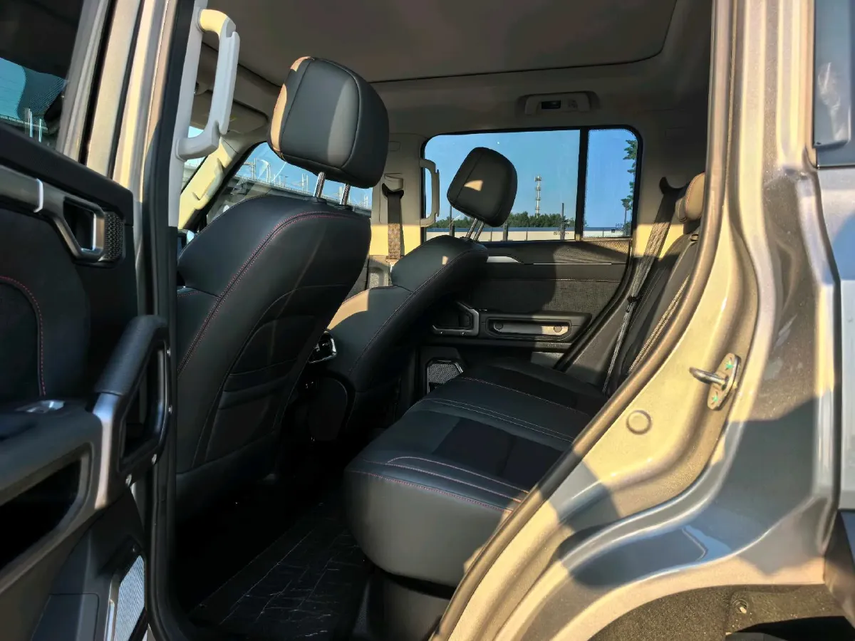 2023 Jetour Traveller 1.5T 184HP L4 7DCT,autocango,china used car exporter,china ev exporter,chinese used car exporter,chinese used ev exporter