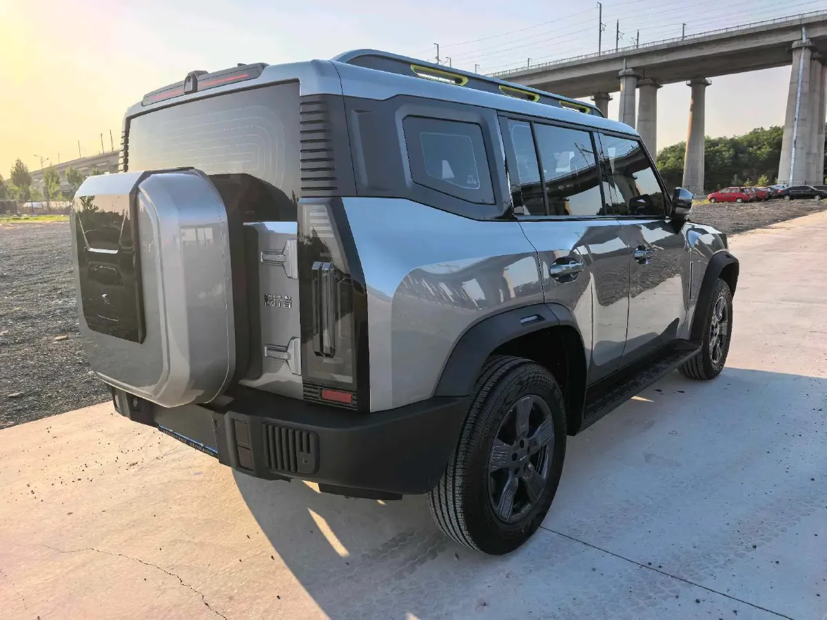 2023 Jetour Traveller 1.5T 184HP L4 7DCT,autocango,china used car exporter,china ev exporter,chinese used car exporter,chinese used ev exporter