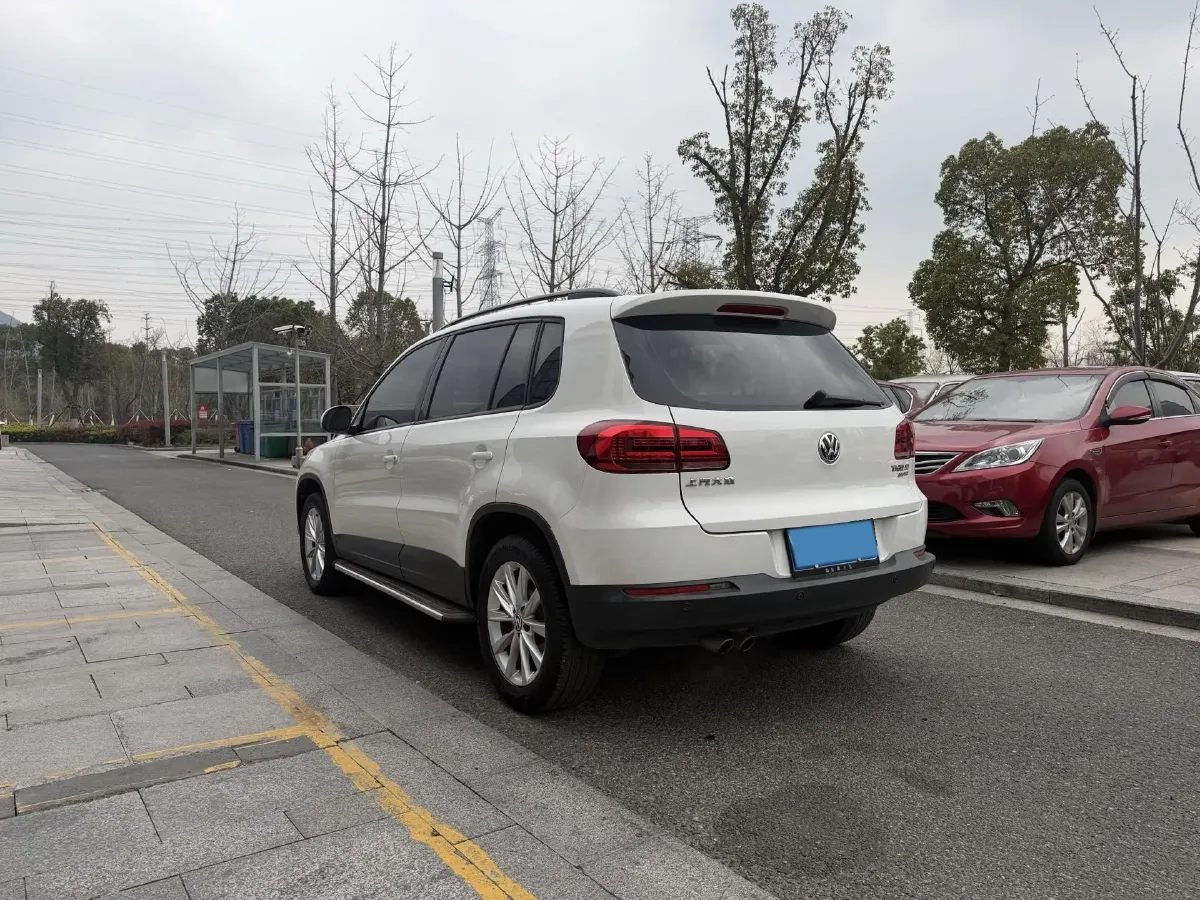 2017 Haval H9 2.0T 190HP L4 8AT,autocango,china used car exporter,china ev exporter,chinese used car exporter,chinese used ev exporter