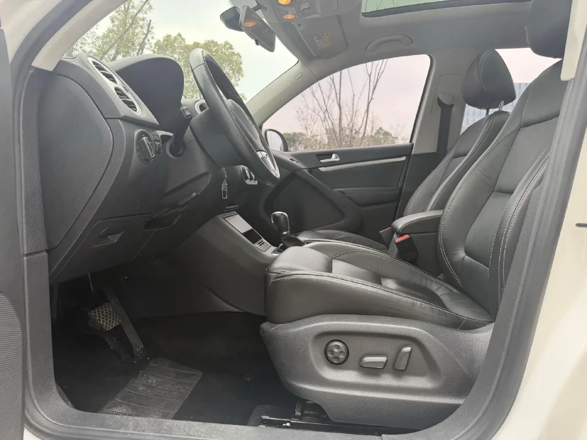 2017 Haval H9 2.0T 190HP L4 8AT,autocango,china used car exporter,china ev exporter,chinese used car exporter,chinese used ev exporter