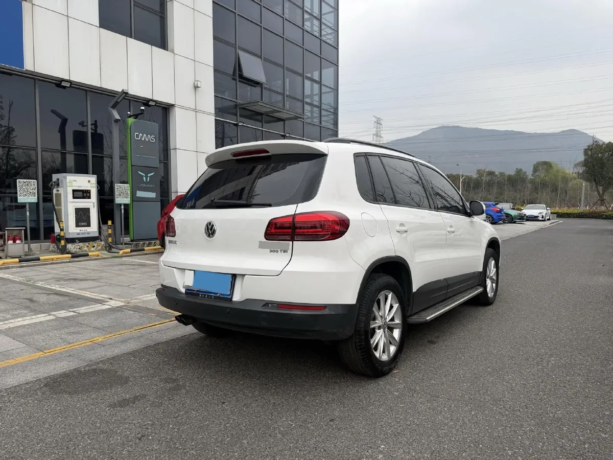 2017 Haval H9 2.0T 190HP L4 8AT,autocango,china used car exporter,china ev exporter,chinese used car exporter,chinese used ev exporter