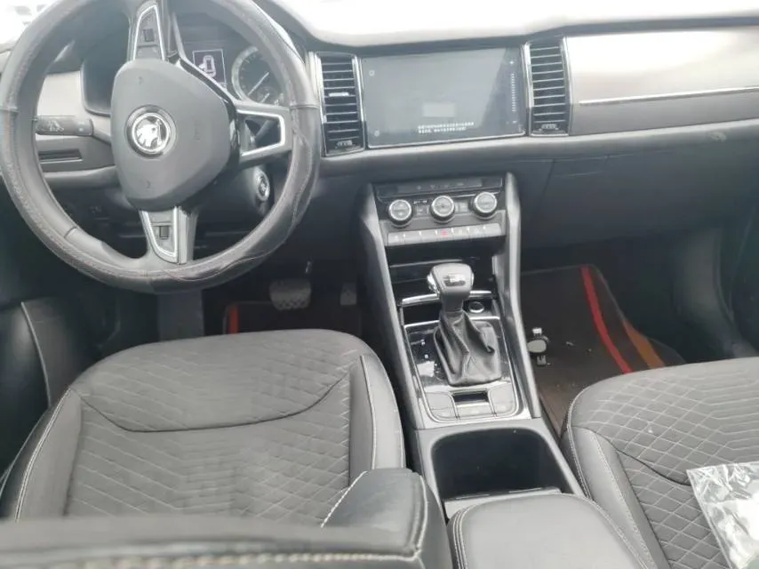 2018 Skoda Kodiak 2.0T 186HP L4 7DCT,autocango,china used car exporter,china ev exporter,chinese used car exporter,chinese used ev exporter