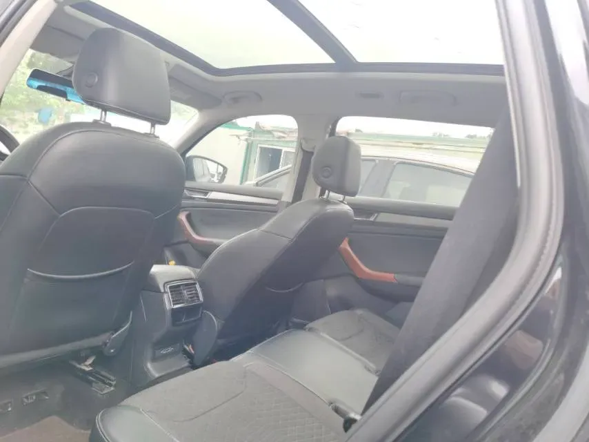 2018 Skoda Kodiak 2.0T 186HP L4 7DCT,autocango,china used car exporter,china ev exporter,chinese used car exporter,chinese used ev exporter