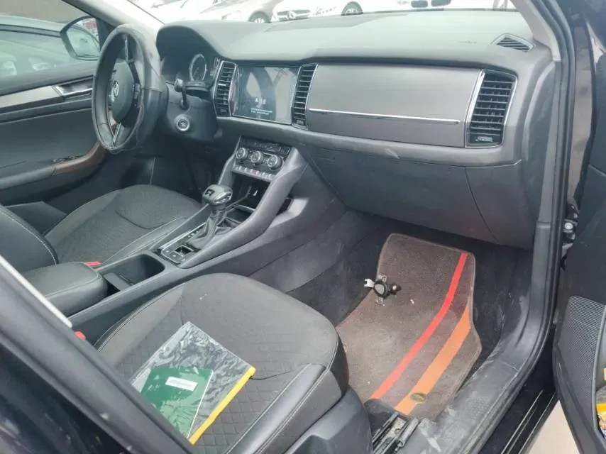 2018 Skoda Kodiak 2.0T 186HP L4 7DCT,autocango,china used car exporter,china ev exporter,chinese used car exporter,chinese used ev exporter