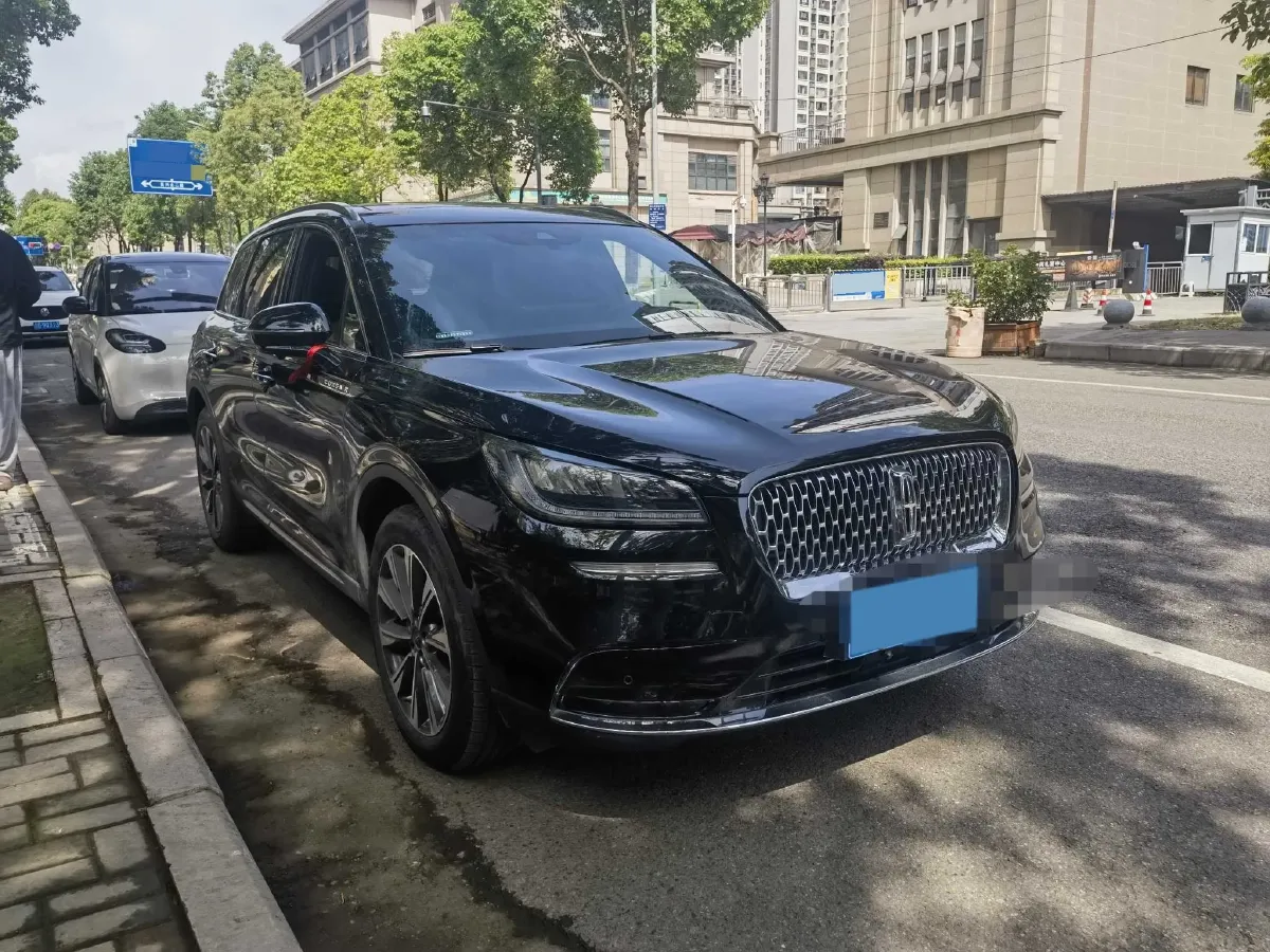 2021 Lincoln Corsair 2.0T 245HP L4 8AT,autocango,china used car exporter,china ev exporter,chinese used car exporter,chinese used ev exporter