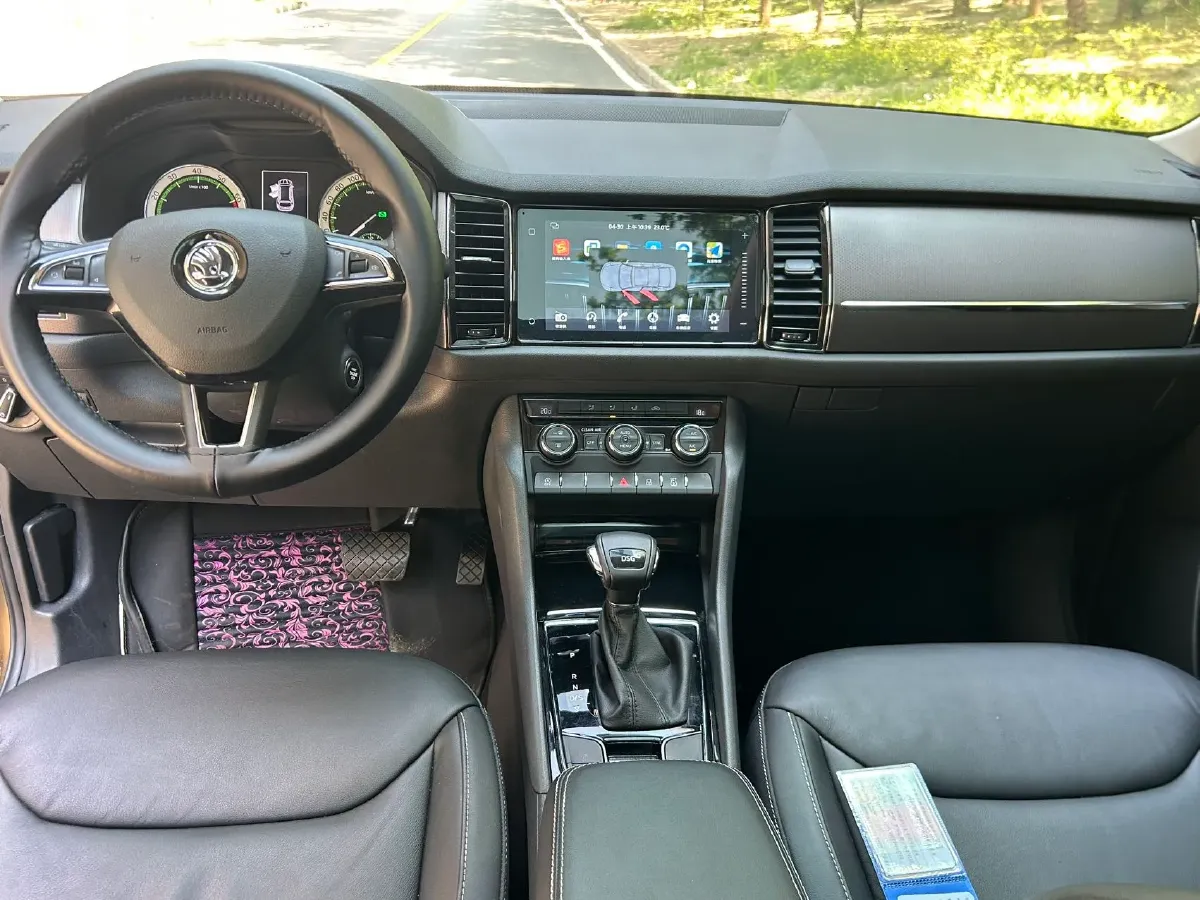 2018 Skoda Kodiak 1.8T 180HP L4 7DCT,autocango,china used car exporter,china ev exporter,chinese used car exporter,chinese used ev exporter