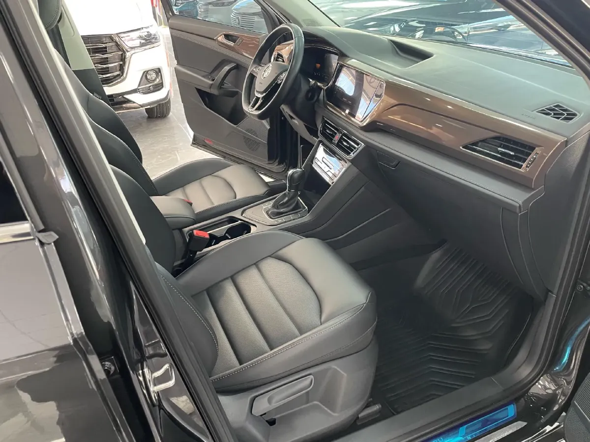 2022 Volkswagen Tharu 1.4T 150HP L4 7DCT,autocango,china used car exporter,china ev exporter,chinese used car exporter,chinese used ev exporter
