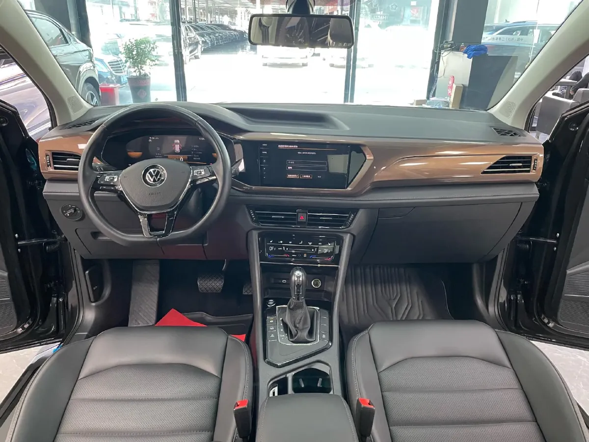 2022 Volkswagen Tharu 1.4T 150HP L4 7DCT,autocango,china used car exporter,china ev exporter,chinese used car exporter,chinese used ev exporter