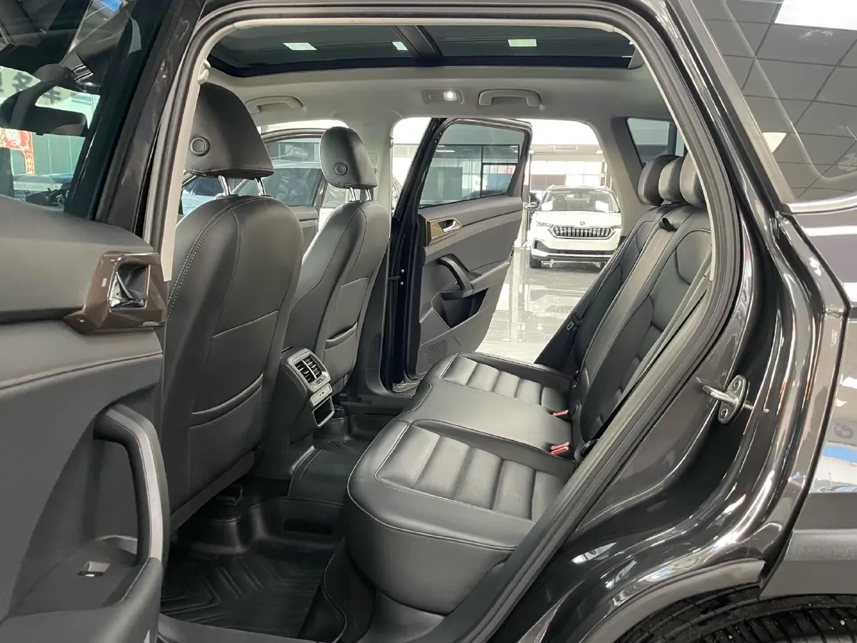 2022 Volkswagen Tharu 1.4T 150HP L4 7DCT,autocango,china used car exporter,china ev exporter,chinese used car exporter,chinese used ev exporter