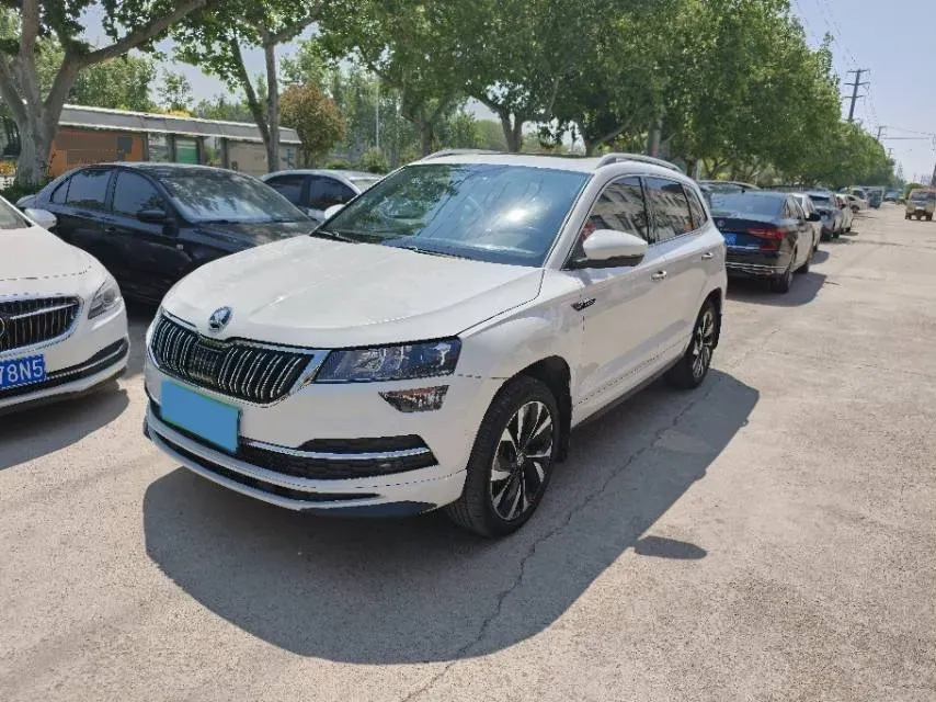 2022 Skoda Karoq 1.4T 150HP L4 7DCT,autocango,china used car exporter,china ev exporter,chinese used car exporter,chinese used ev exporter
