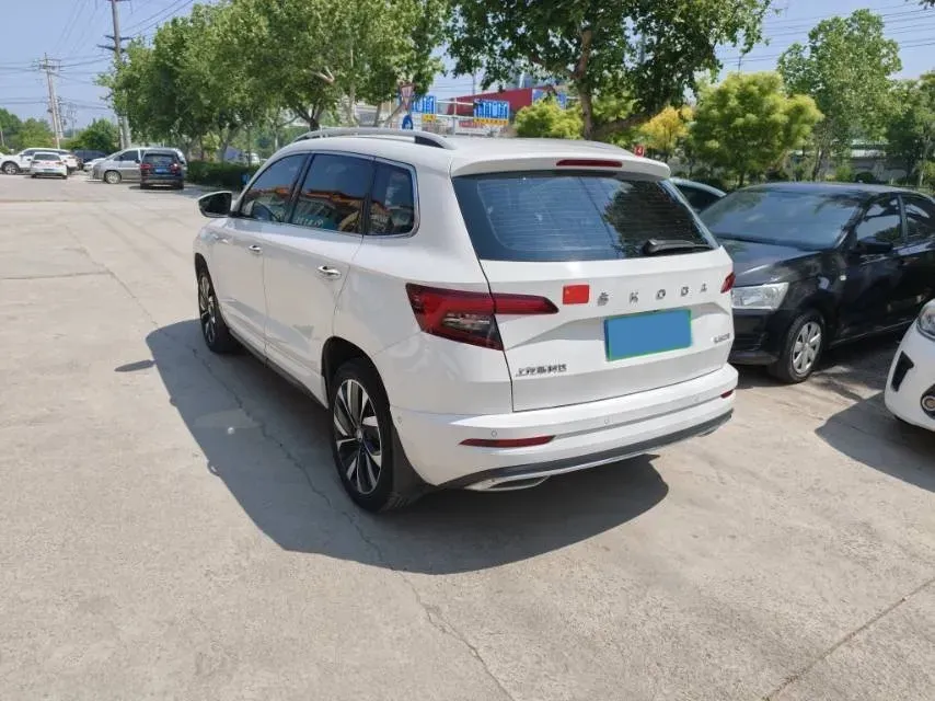 2022 Skoda Karoq 1.4T 150HP L4 7DCT,autocango,china used car exporter,china ev exporter,chinese used car exporter,chinese used ev exporter