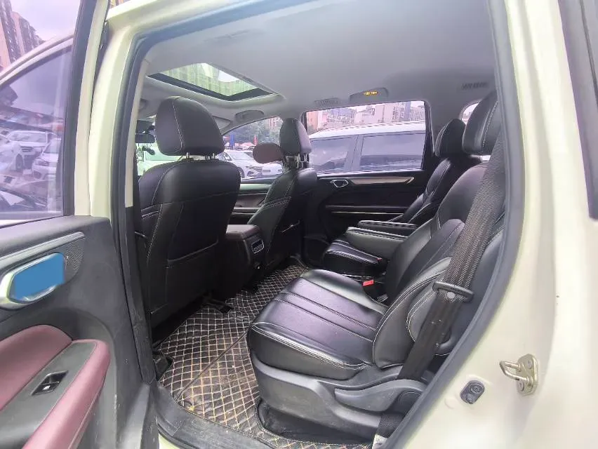 2021 GAC Trumpchi M6 1.5T 169HP L4 7DCT,autocango,china used car exporter,china ev exporter,chinese used car exporter,chinese used ev exporter