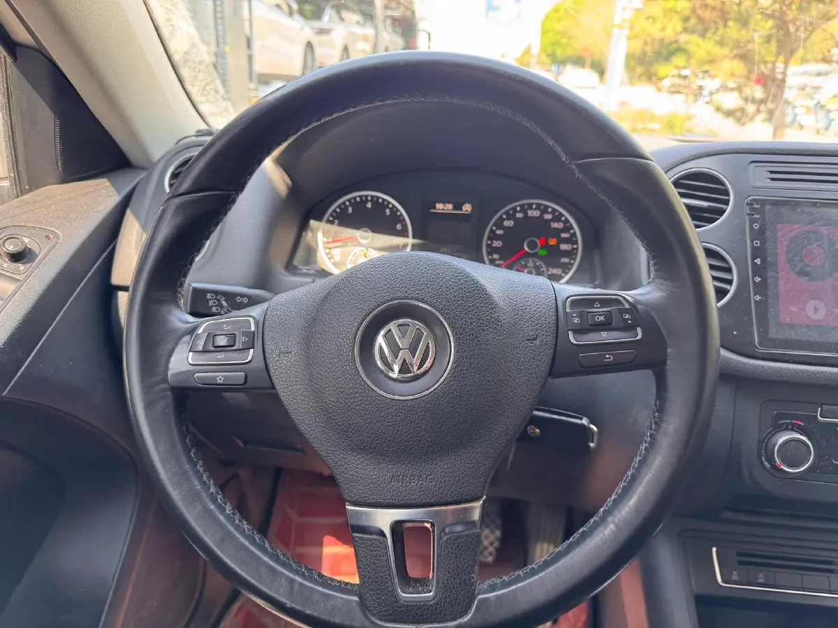 2016 Volkswagen Touran 1.4T 150HP L4 7DCT,autocango,china used car exporter,china ev exporter,chinese used car exporter,chinese used ev exporter