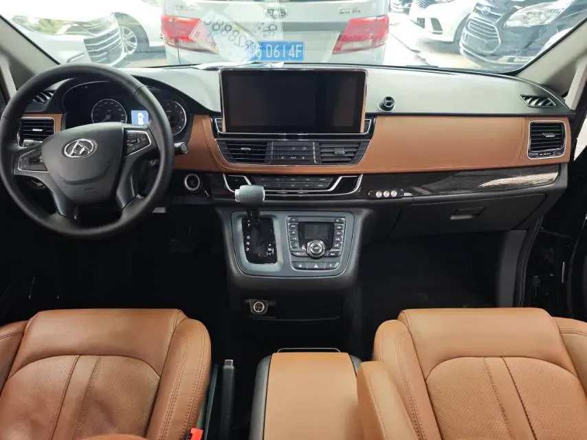 2018 MAXUS G10 2.0T 224HP L4 6AT,autocango,china used car exporter,china ev exporter,chinese used car exporter,chinese used ev exporter
