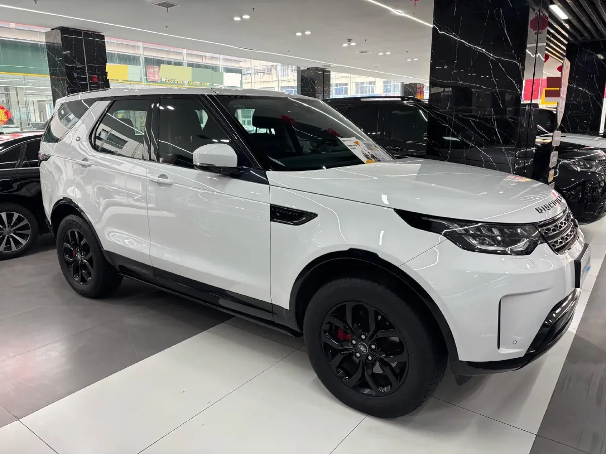2019 Land Rover Discovery 2.0T 300HP L4 8AT,autocango,china used car exporter,china ev exporter,chinese used car exporter,chinese used ev exporter