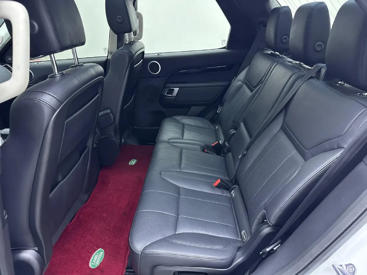 2019 Land Rover Discovery 2.0T 300HP L4 8AT,autocango,china used car exporter,china ev exporter,chinese used car exporter,chinese used ev exporter